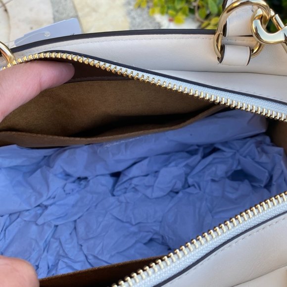 NWT Coach signature Zoe satchel signature bag - Picture 9 of 9